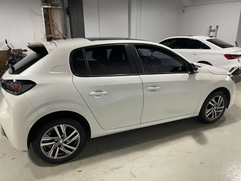 Peugeot 208 1.6 Feline Tiptronic — foto 4